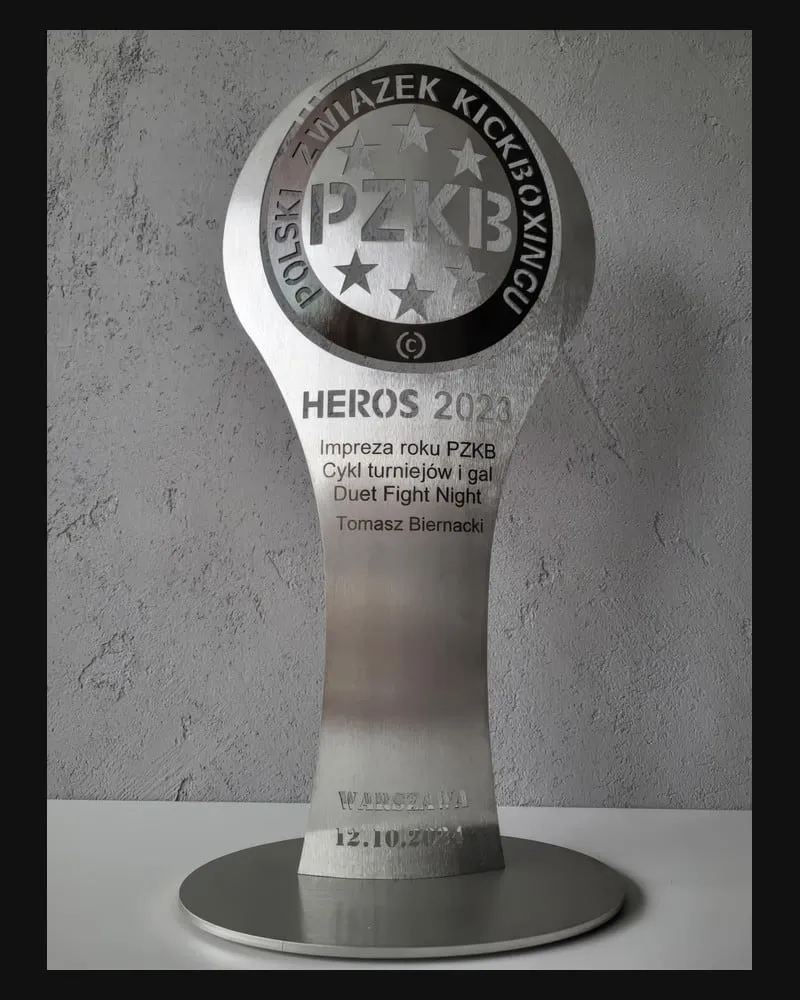 Statuetka Heros 2023 dla cyklu Duet Fight Night